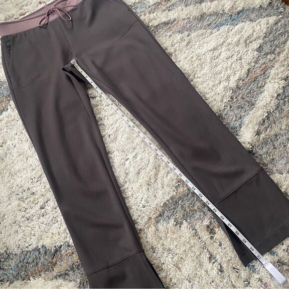 Athleta Hermosa High Rise Activewear Pants 2020 - Picture 8 of 16